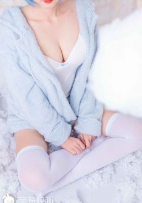外宿朋友的女人_超清免费在线观看